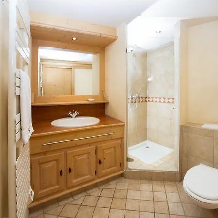 Appartement Les Chalets Du Savoy 32 Appt - All Year Chamonix